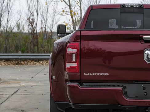 Used 2019 RAM 3500 Limited image 54