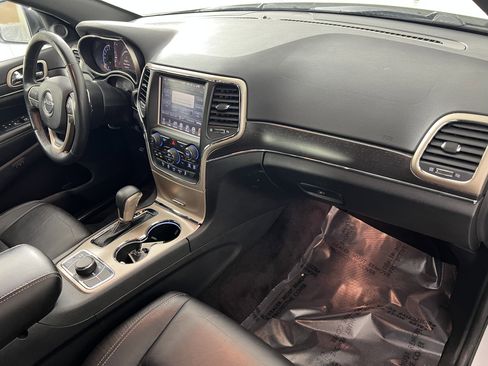Used 2016 Jeep Grand Cherokee Limited image 26