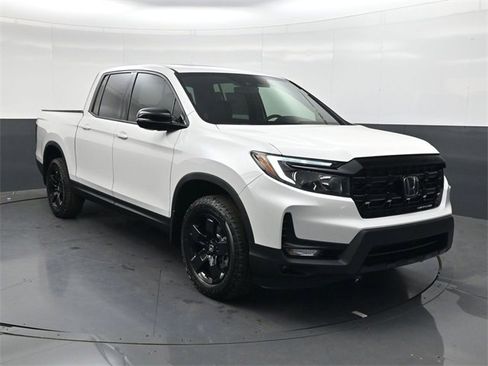 New 2026 Honda Ridgeline Black Edition image 10