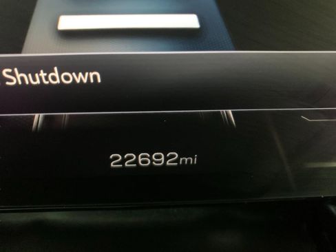 Used 2025 GMC Terrain Elevation image 3