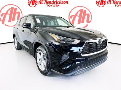 Used 2023 Toyota Highlander LE