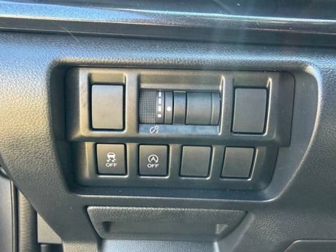 Used 2021 Subaru Crosstrek 2.5i Sport AWD/4WD image 20