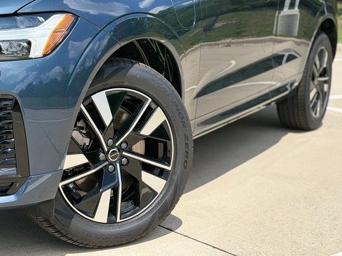 New 2026 Volvo XC60 T8 Core w/ Protection Package Premier AWD/4WD image 9