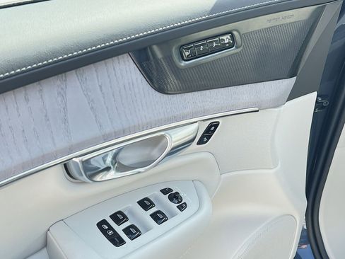 New 2026 Volvo XC90 B6 Ultra w/ Protection Package AWD/4WD image 15