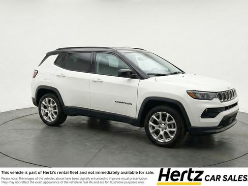 Used 2025 Jeep Compass Limited AWD/4WD image 1