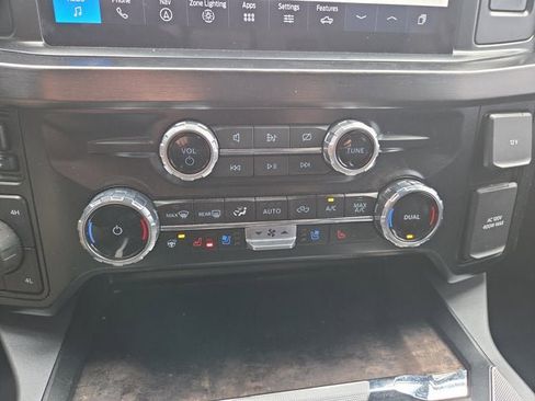 Used 2024 Ford F350 Lariat w/ Lariat Ultimate Package image 17