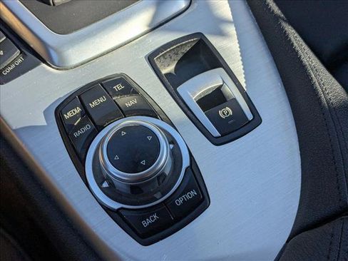 Used 2014 BMW Z4 sDrive28i image 13