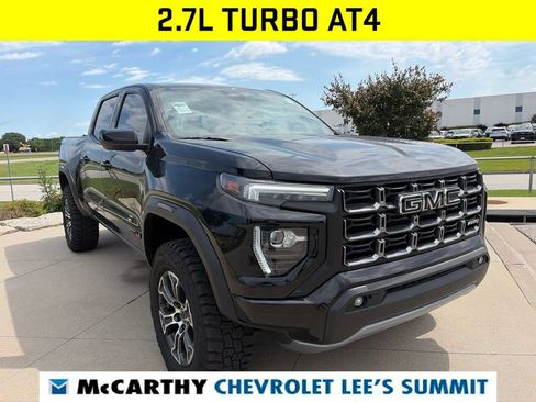 Used 2025 GMC Canyon AT4 AWD/4WD image 2