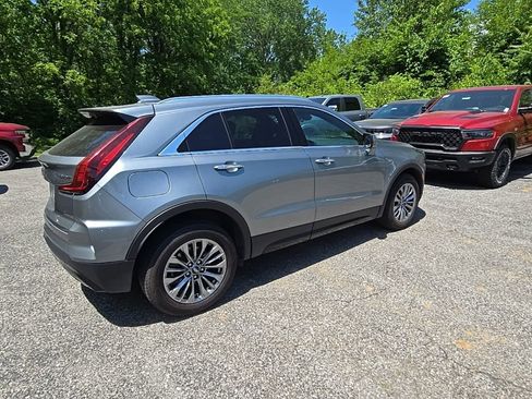 Used 2024 Cadillac XT4 Premium Luxury FWD image 7