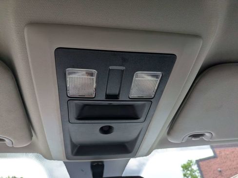 Used 2020 RAM 1500 Classic SLT RWD image 20