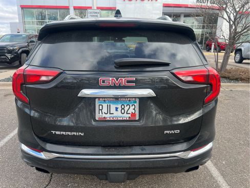 Used 2018 GMC Terrain Denali w/ Advanced Safety Package AWD/4WD image 5