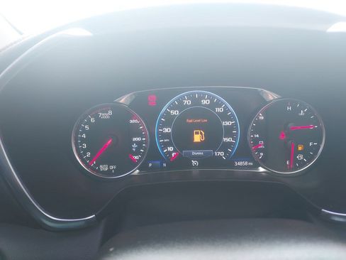 Used 2023 Chevrolet Blazer Premier FWD image 11