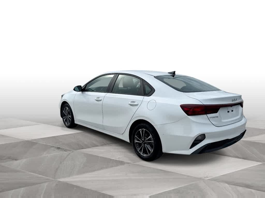 Used 2024 Kia Forte LXS FWD image 6
