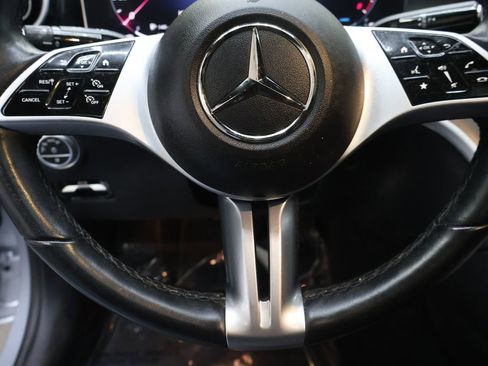 Used 2023 Mercedes-Benz C 300 4MATIC Sedan image 18