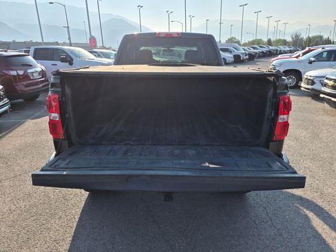 Used 2018 GMC Sierra 1500 SLE w/ SLE Fleet Preferred Package AWD/4WD image 27