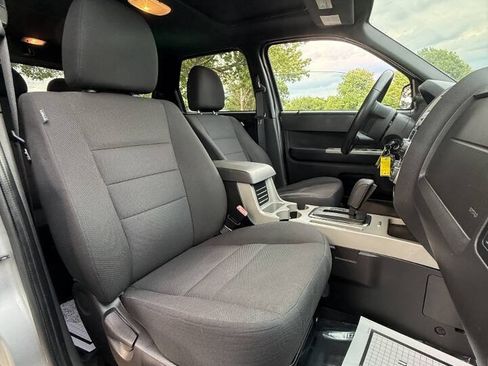 Used 2009 Ford Escape XLT AWD/4WD image 13