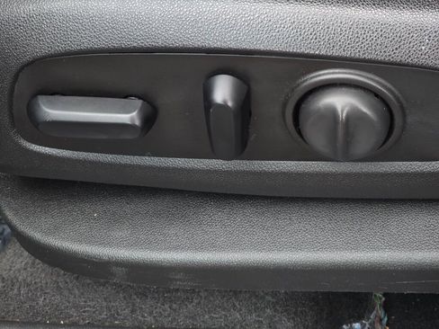 Used 2020 GMC Terrain SLT w/ Preferred Package image 29