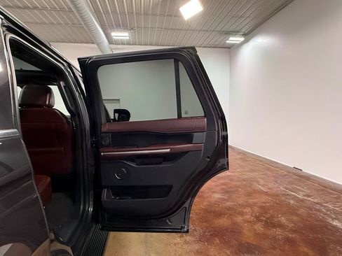 Used 2024 Ford Expedition Limited AWD/4WD image 64