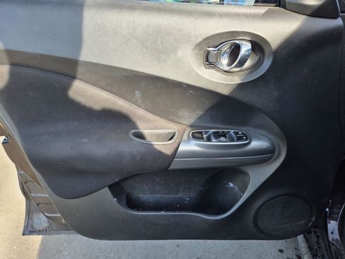 Used 2015 Nissan Juke S image 8