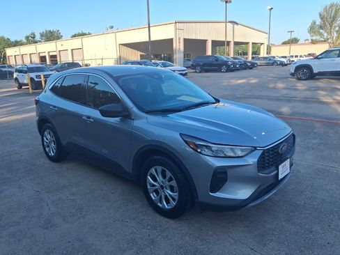 Used 2024 Ford Escape Active w/ Cold Weather Package FWD image 6