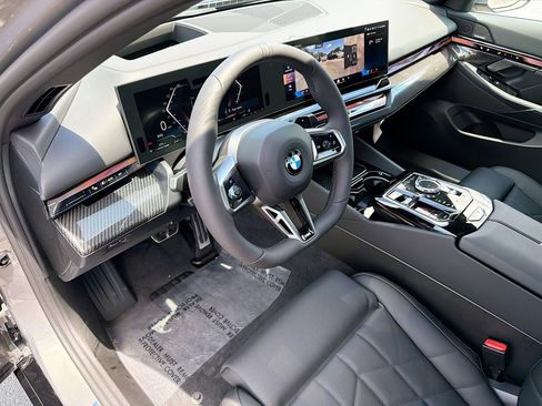 New 2027 BMW 540i xDrive w/ Executive Package AWD/4WD image 25