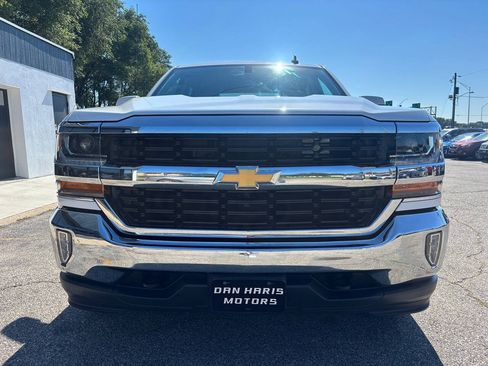 Used 2018 Chevrolet Silverado 1500 LT w/ All Star Edition AWD/4WD image 3