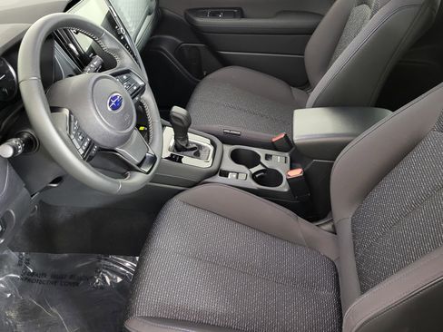 Certified 2025 Subaru Forester Premium image 12