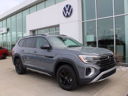 New 2026 Volkswagen Atlas Peak Edition