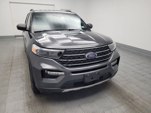 Used 2020 Ford Explorer XLT w/ Equipment Group 202A RWD image 14