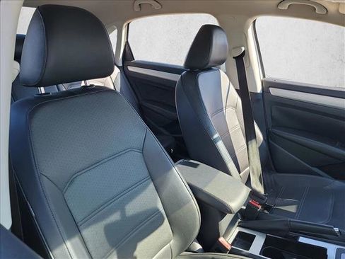 Used 2012 Volkswagen Passat 2.5 SE image 15