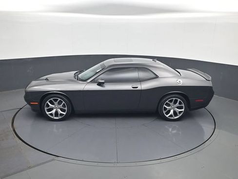 Used 2015 Dodge Challenger SXT Plus w/ Technology Group RWD image 20