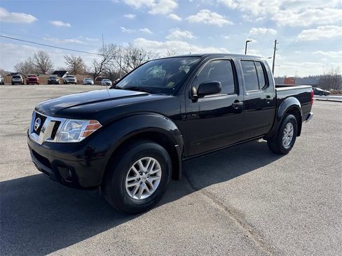 Used 2019 Nissan Frontier SV w/ Value Truck Package image 2