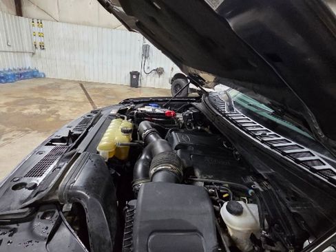 Used 2020 Ford Expedition Max XLT w/ Equipment Group 202A image 13