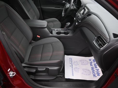 Certified 2023 Chevrolet Equinox RS FWD image 33
