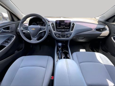 Used 2021 Chevrolet Malibu LT FWD image 15