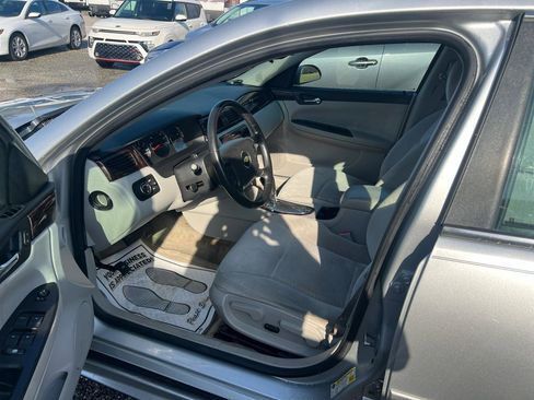 Used 2012 Chevrolet Impala LT w/ LT Sunroof Package image 10
