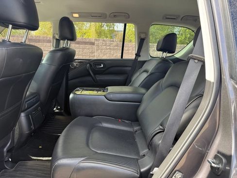Certified 2023 INFINITI QX80 Luxe w/ All-Season Package RWD image 10