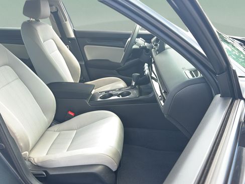 Certified 2024 Honda Civic LX image 15