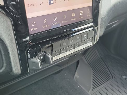 New 2026 RAM 3500 Tradesman AWD/4WD image 12
