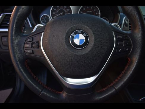 Used 2017 BMW 330i Sedan RWD image 14