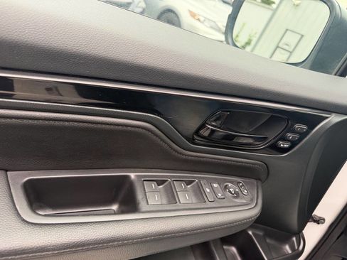 Used 2023 Honda Odyssey Touring image 26