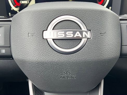 New 2026 Nissan Rogue Platinum AWD/4WD image 6