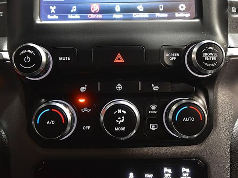 Used 2019 RAM 1500 Big Horn AWD/4WD image 29
