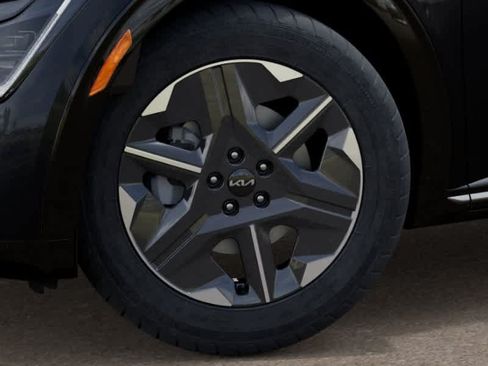 New 2026 Kia EV6 Light RWD image 9