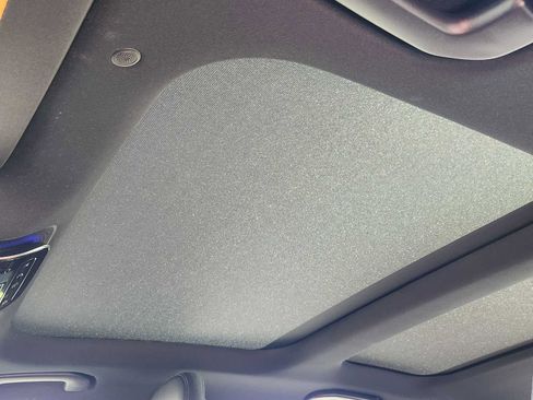 Used 2025 Mercedes-Benz C 300 4MATIC Sedan image 9