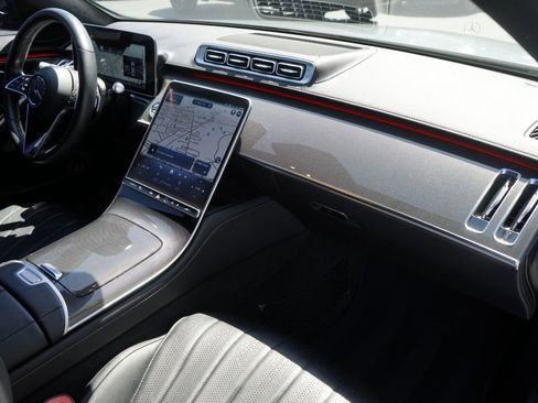 Used 2023 Mercedes-Benz S 580 4MATIC Sedan image 21