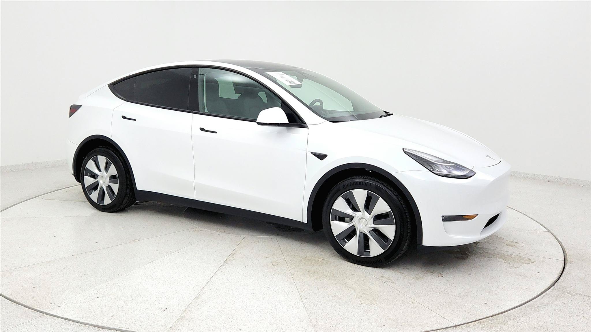 Used 2022 Tesla Model Y Long Range AWD/4WD image 7