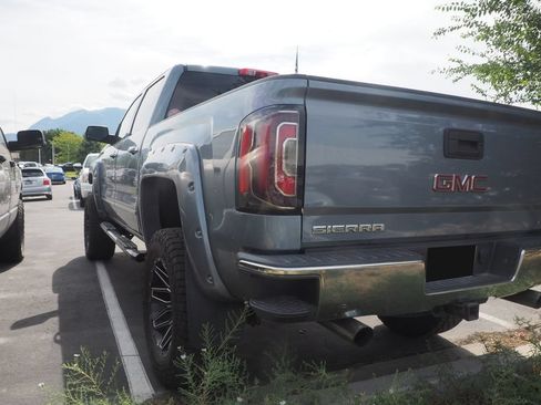 Used 2016 GMC Sierra 1500 SLT w/ Suspension Package, Off-Road AWD/4WD image 3