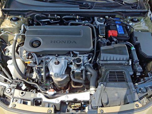 Used 2025 Honda Civic Sport image 29