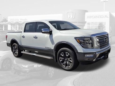 Used 2023 Nissan Titan Platinum Reserve w/ Moonroof Package image 8